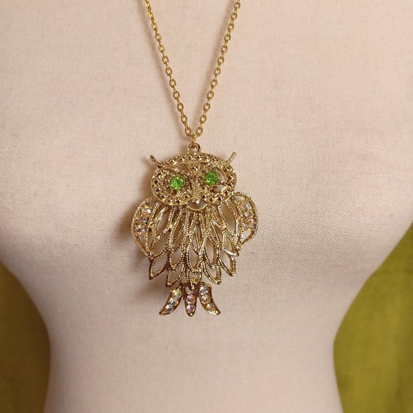 Vintage Jewelry - Vintage 70s Ornate Jeweled Owl Articulated Pendant